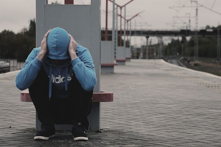 How to Treat Anxiety – Stop Anxiety from Taking Control of Your Life