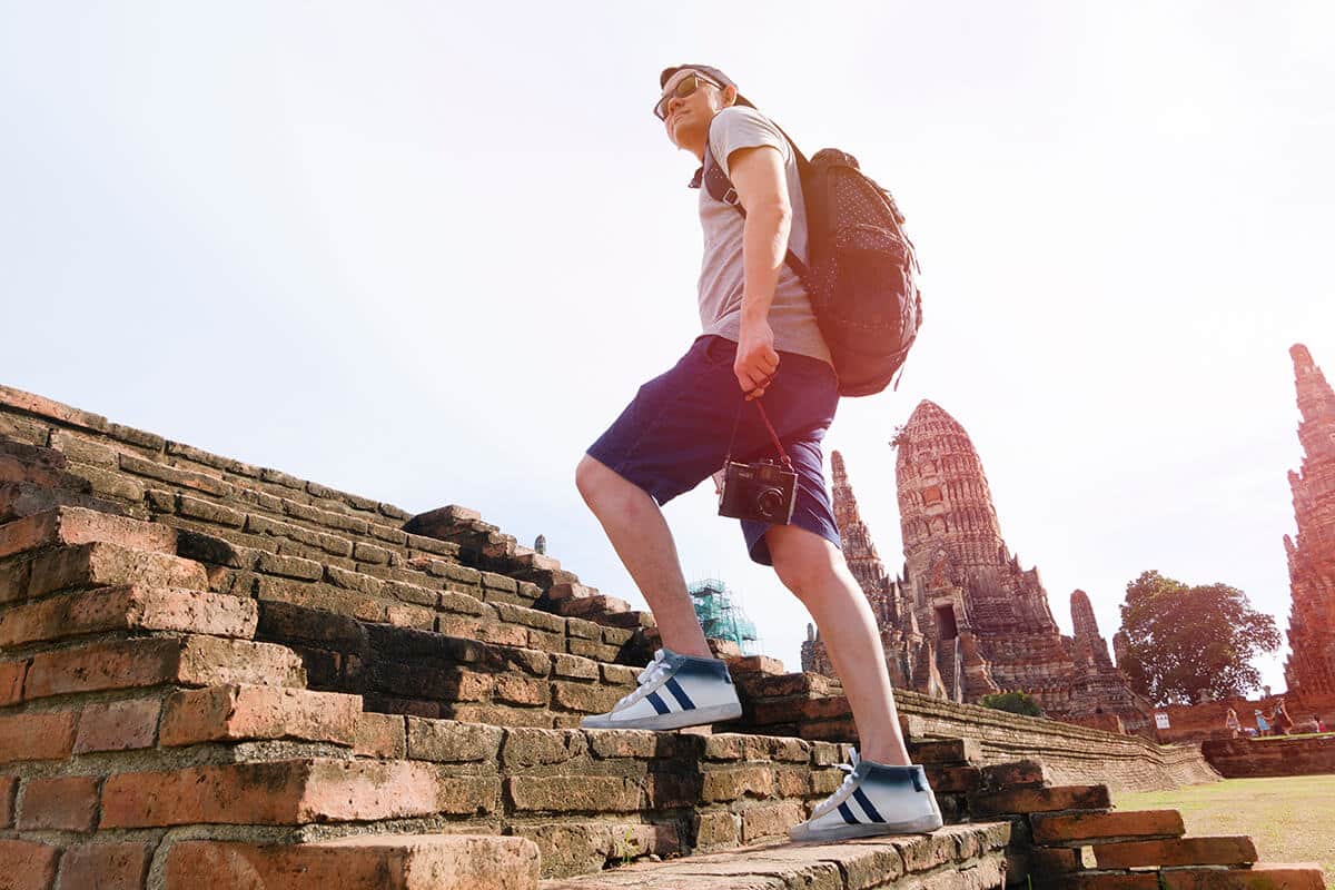 A man takes his chance to explore new cultural and environmental surroundings during his inpatient treatment in Thailand.